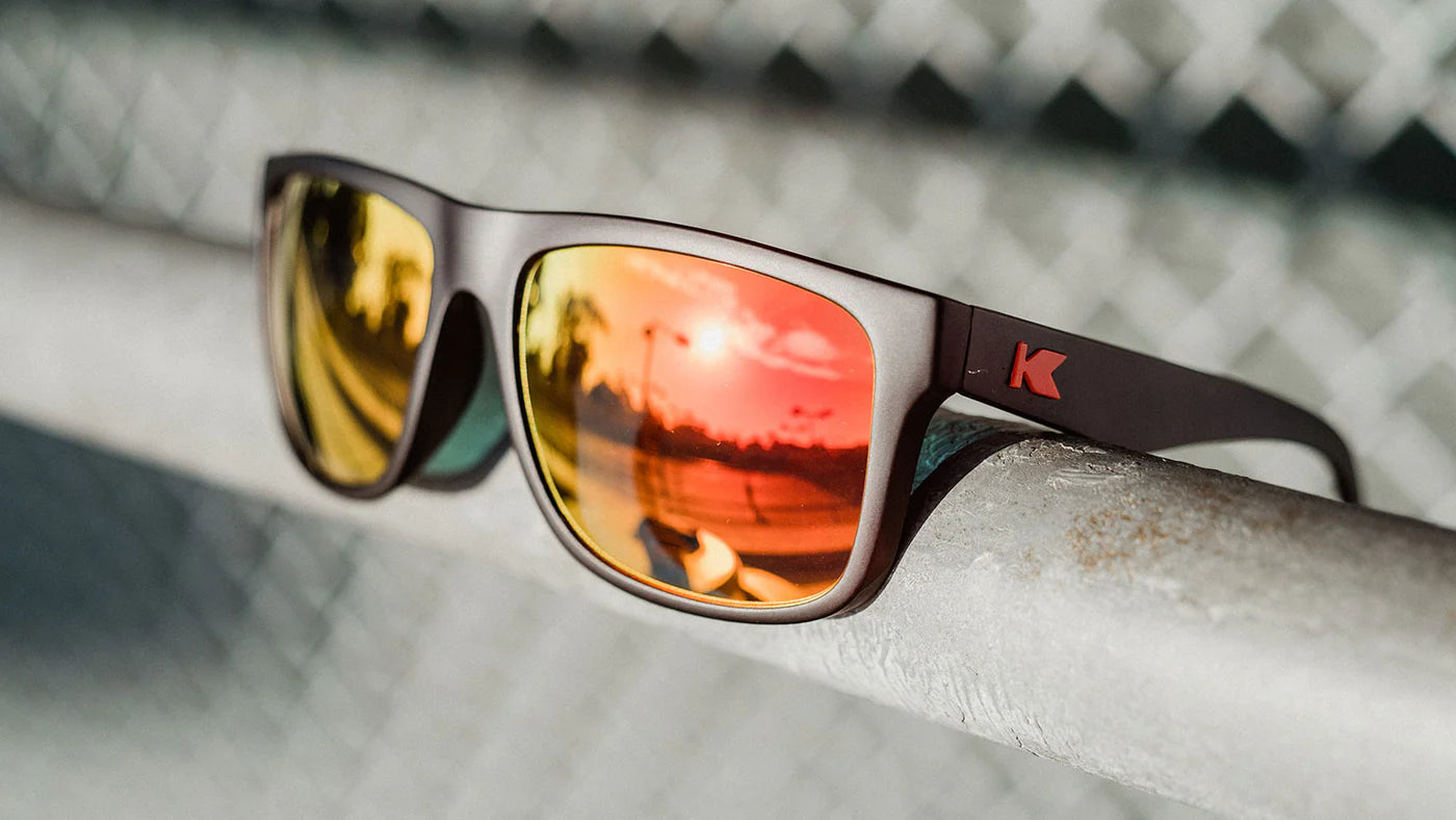 Knockaround - Torrey Pines -Matte Black/Red sunset