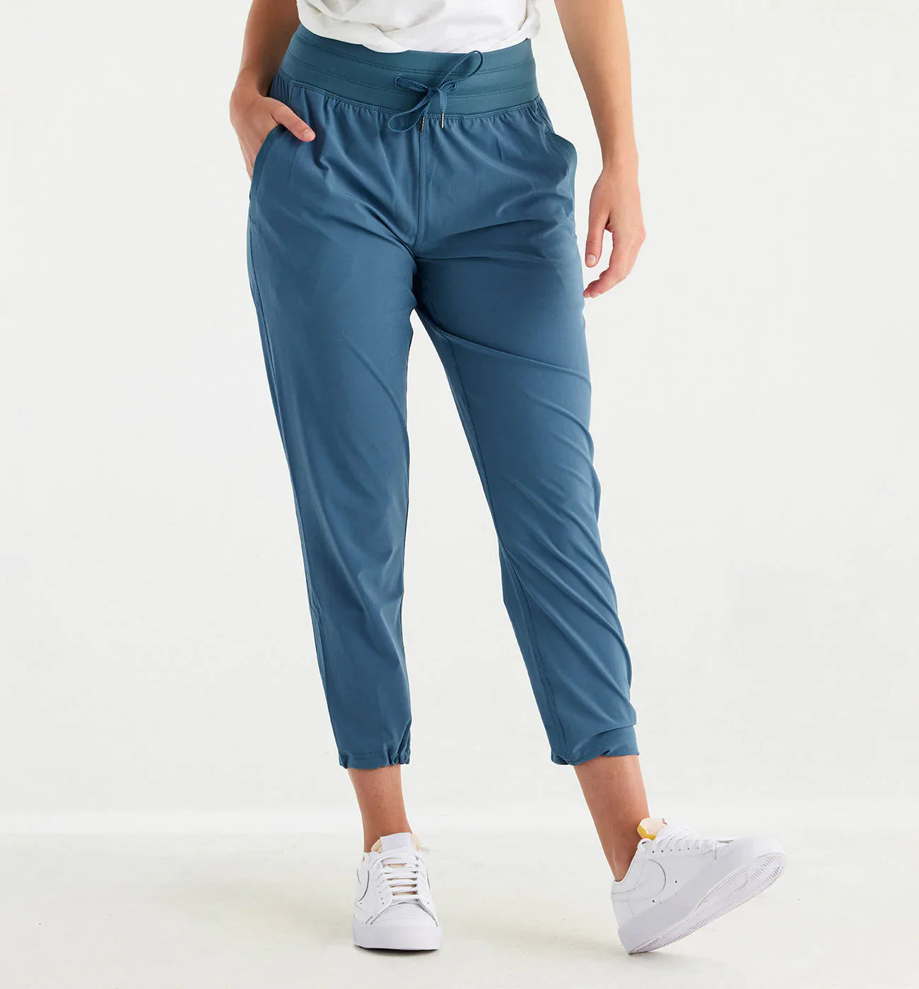 Free Fly Women's Breeze Cropped Pant - Pacific Blue