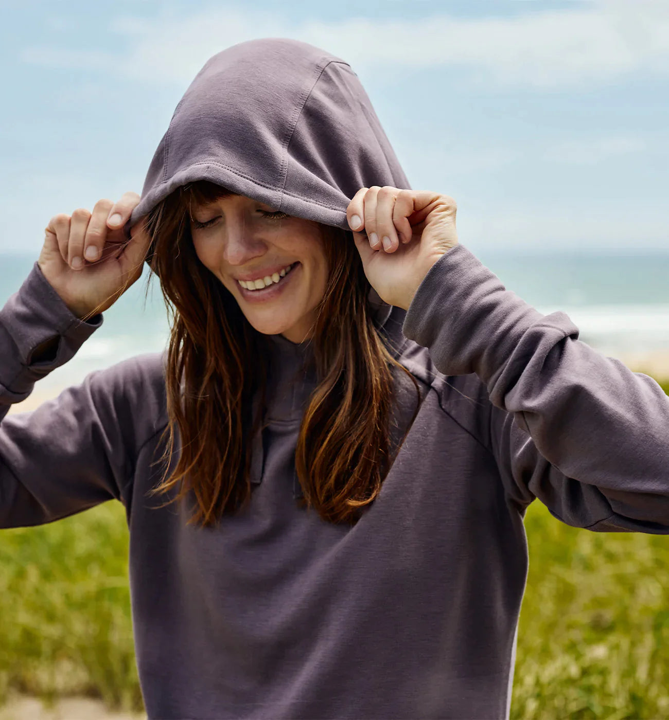 Free Fly Women's Bamboo Lightweight Fleece Pullover Hoodie - Heather Black