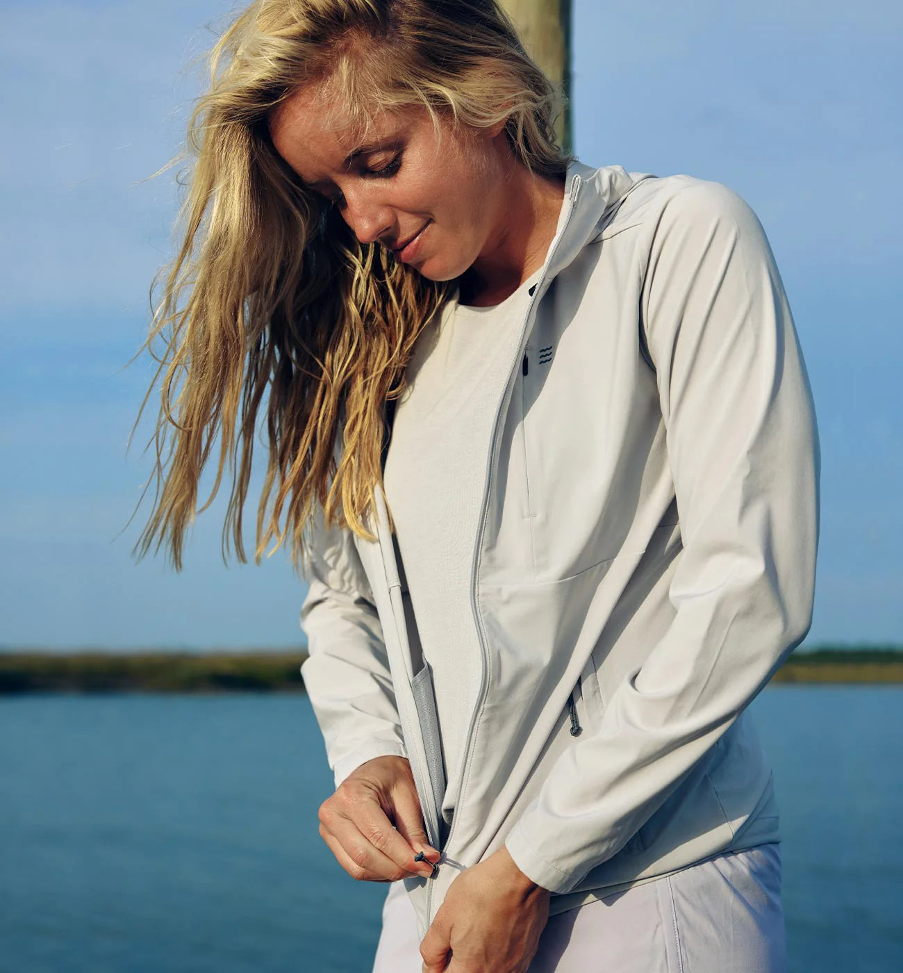 Free Fly Women's Breeze Jacket - Light Grey